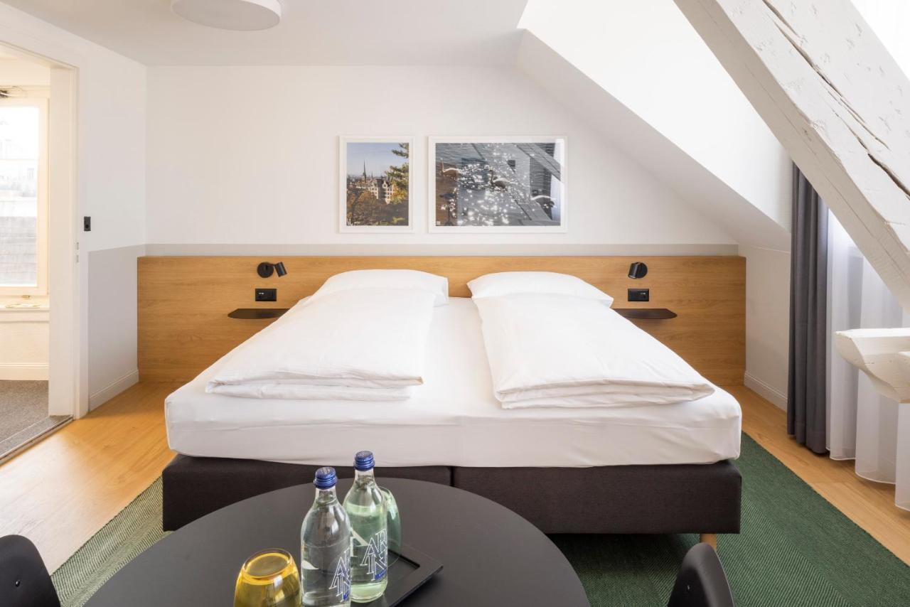 Hotel Fred Hauptbahnhof 3*