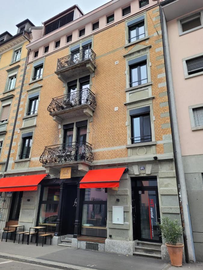Hitrental Station * Zurich