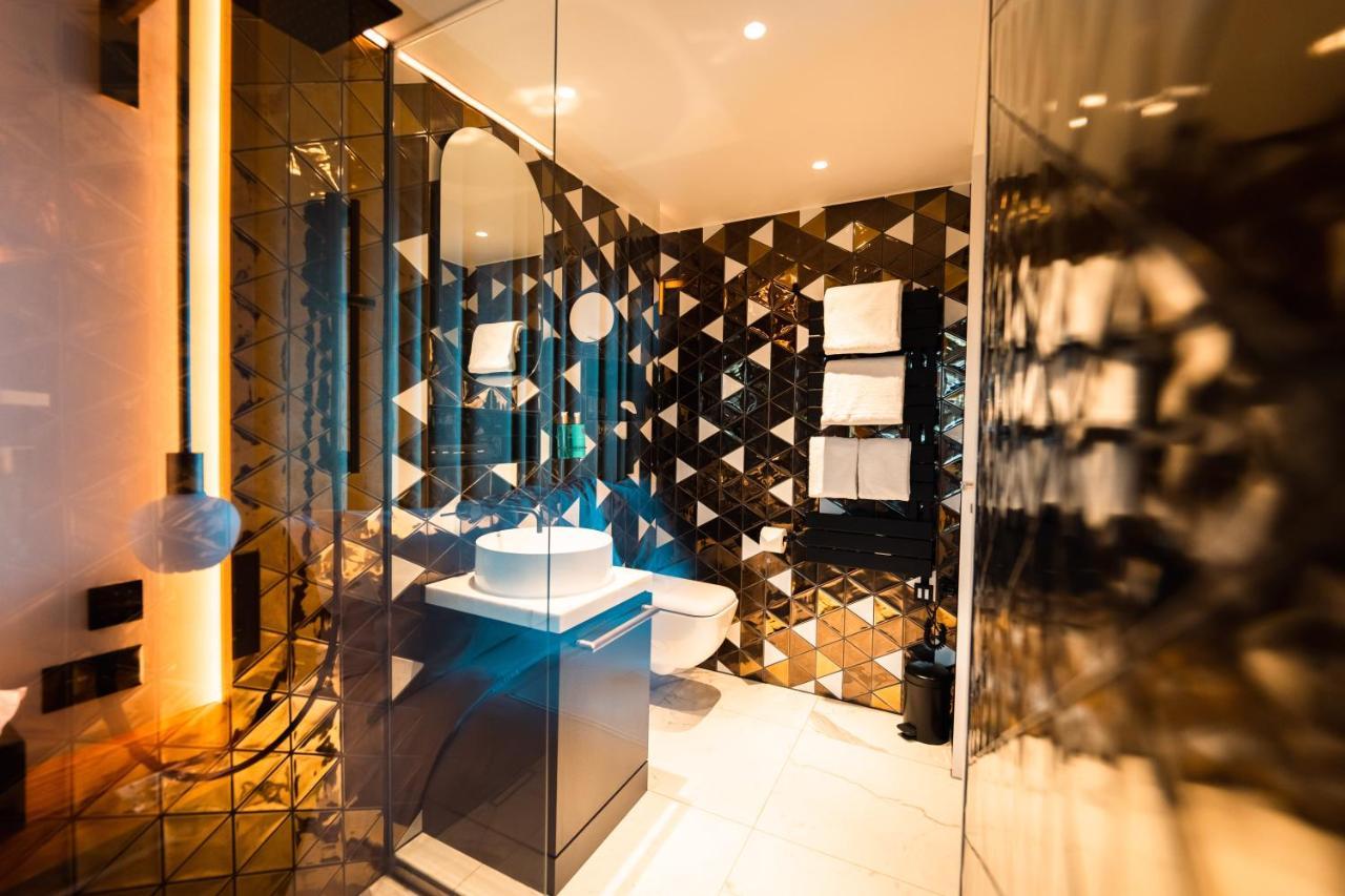 Hotel Five - Luxury