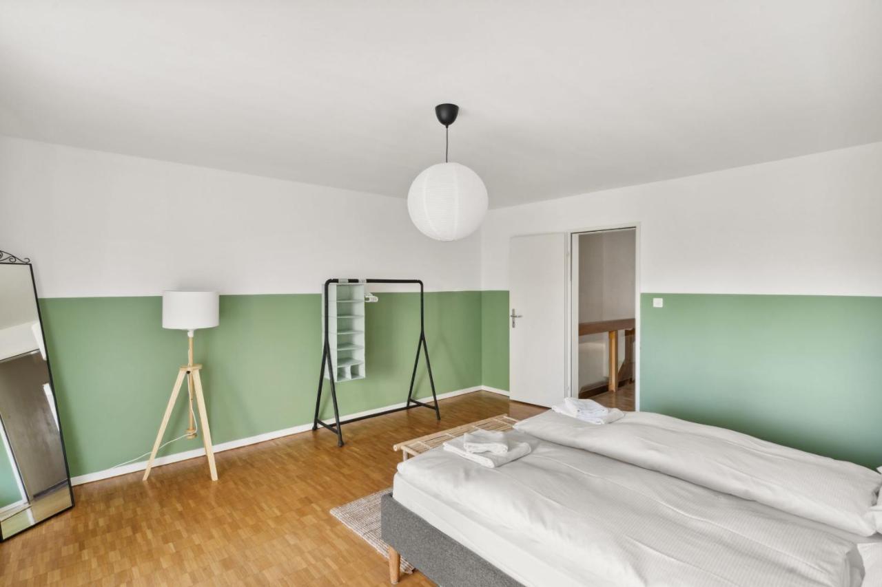 Cozy Close To The Center Of Forch Zürich