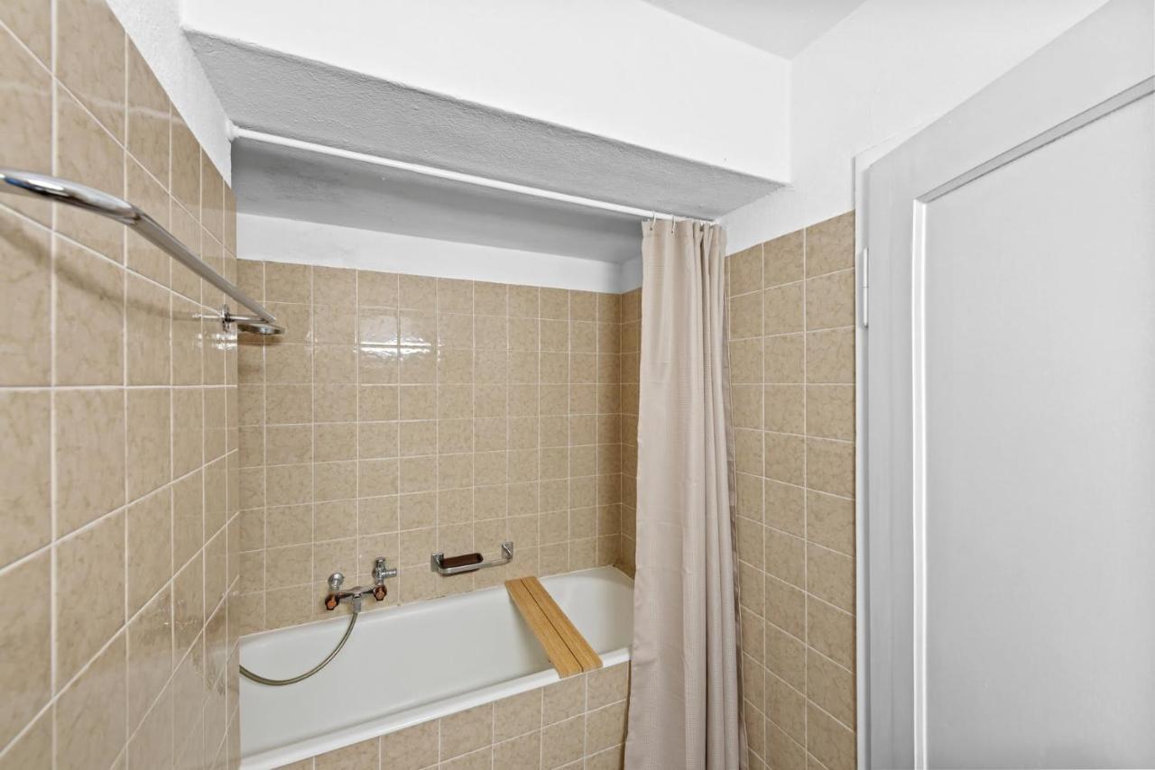Muenstergasse Old Town Apartment Zurich
