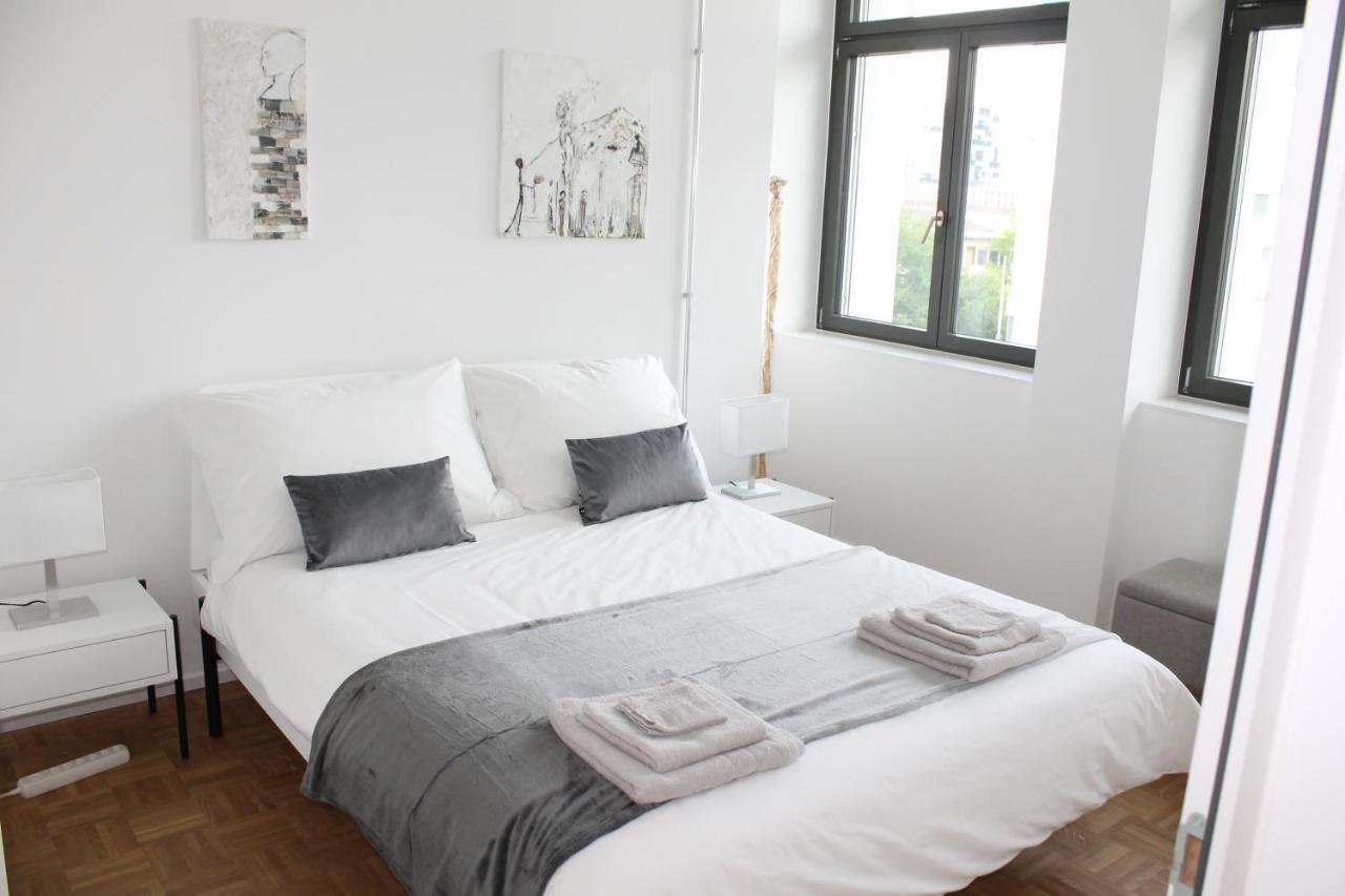 Business Apartment *