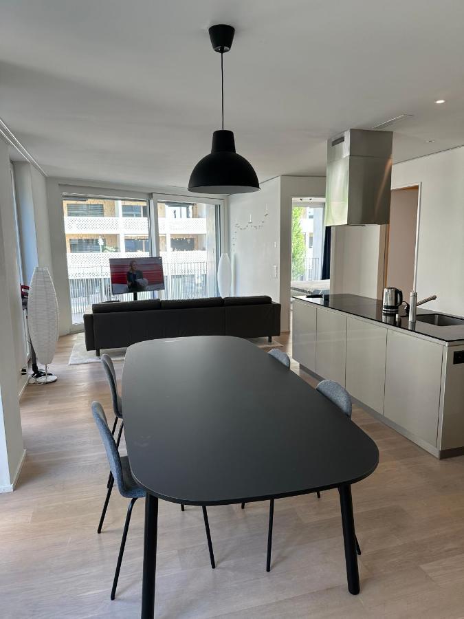 Apartamento Im Trendquartier Zentral - 24-7 Check-in With Keybox Zurique