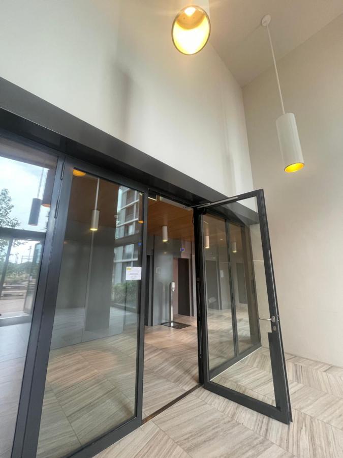 Apartment Modern Hochhaus Zürich