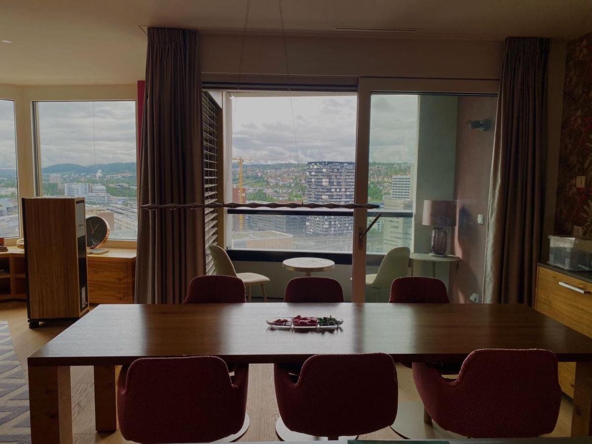 Modern Hochhaus Apartment *