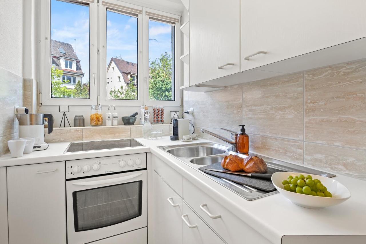 Close To & Balcony 1 Bdr Wollishofen Self Check In Apartment Zurich