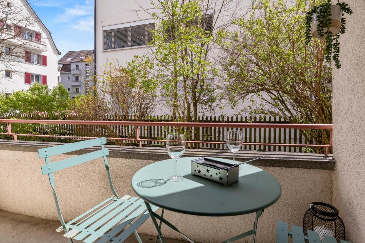 Close To & Balcony 1 Bdr Wollishofen Self Check In Zurich