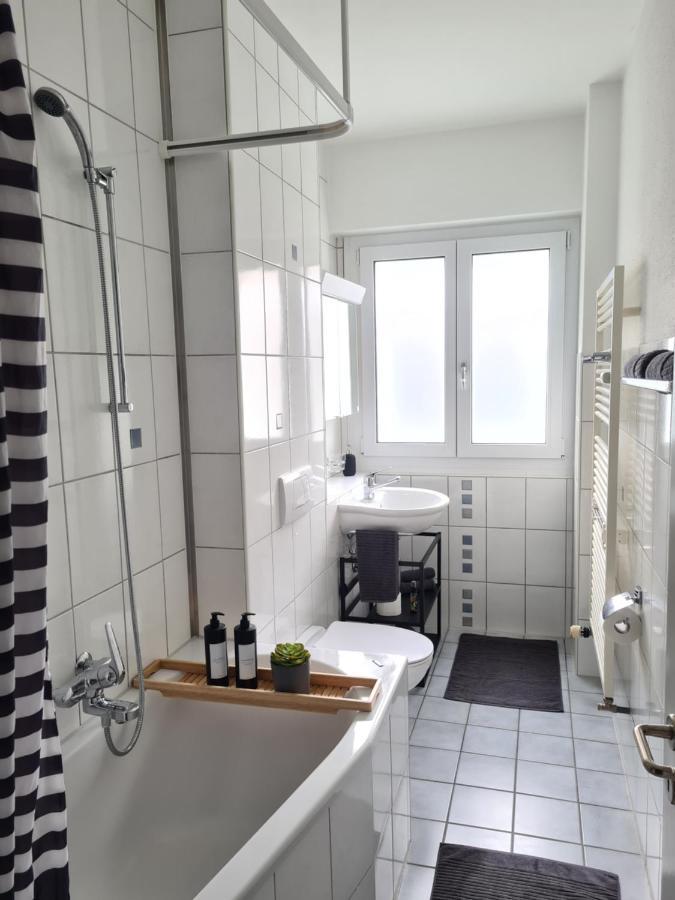 Apartment 2 Bedroom - Kingsize Bett - Garten - Parken - Kueche *