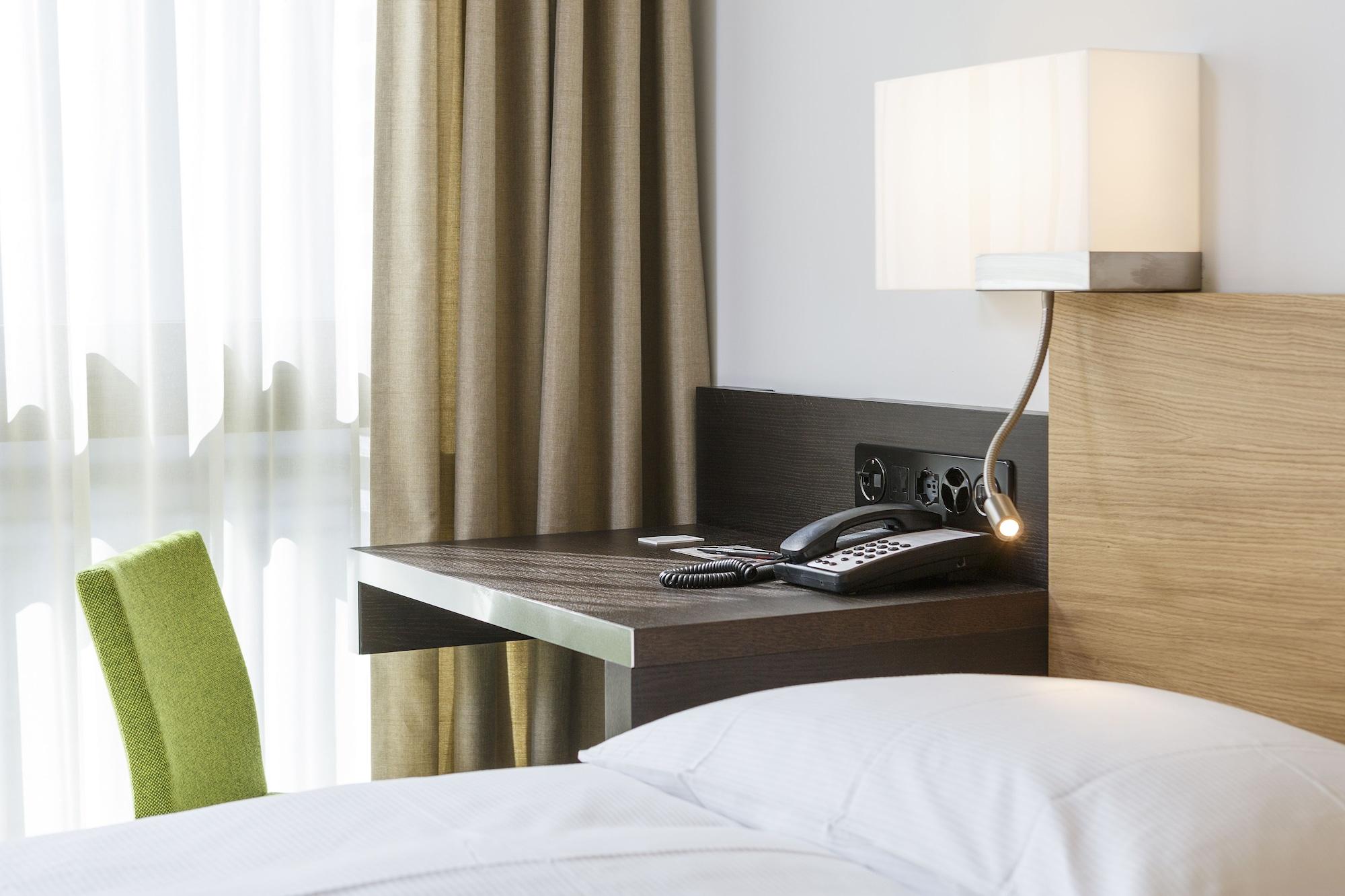 Hotel Zueri By Fassbind