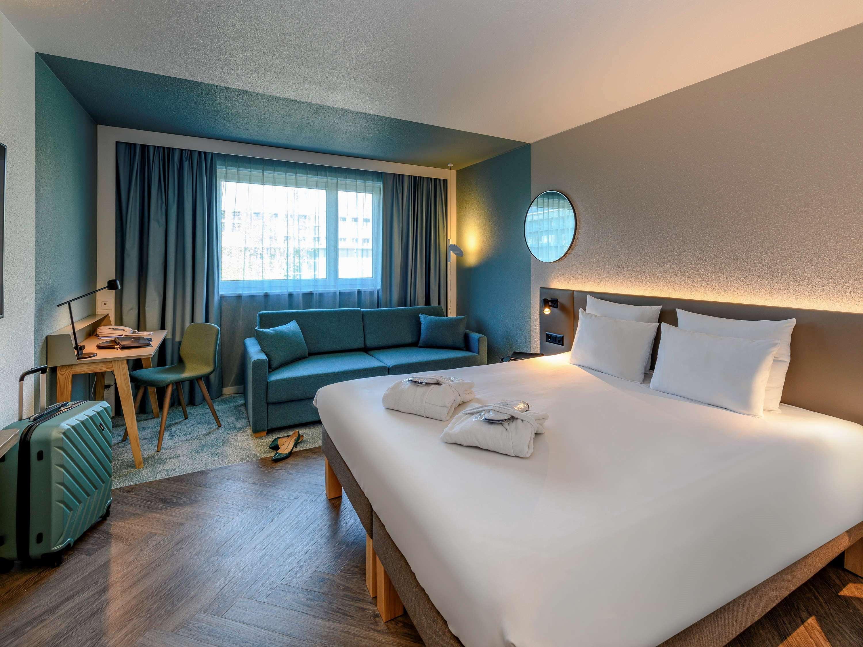 Novotel West