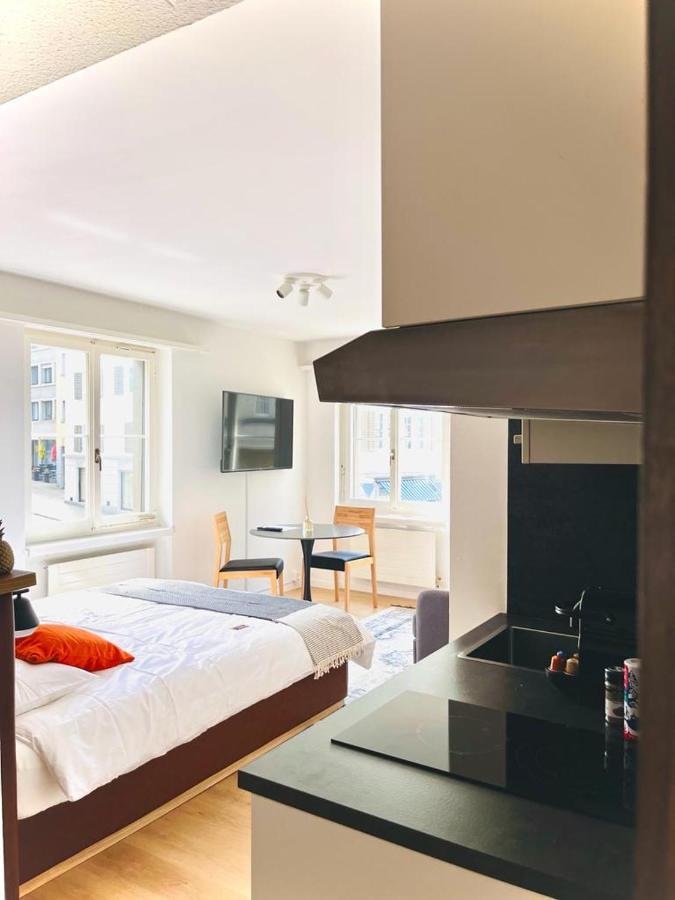Cozy Unit 12 In Center Of * Zurich