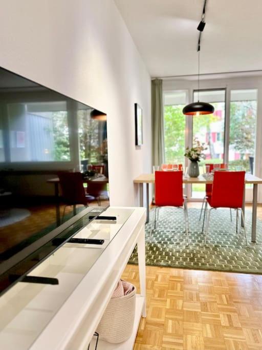 New, With Garden Terrace And Much Privacy Apartment Zürich