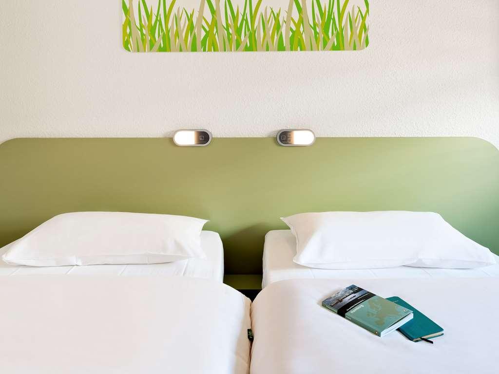 Ibis Budget West