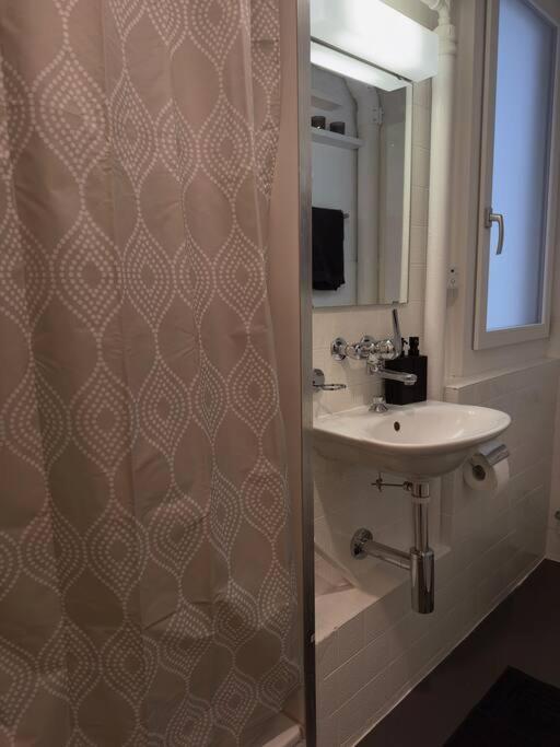 Apartment Suesse In Zuercher Altstadt 3