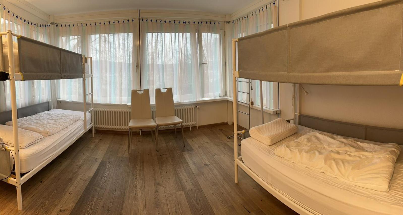 Viktoria Budget Hostel *