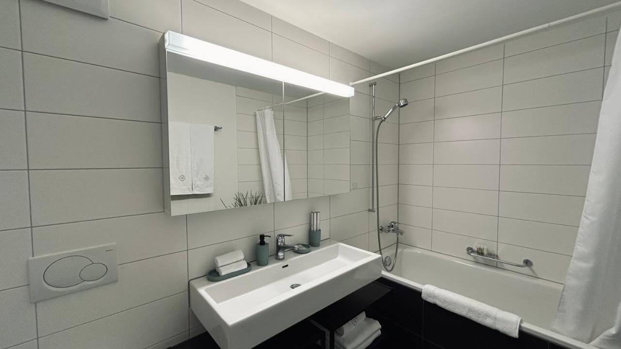 Paradeplatz Apartment By Airhome *