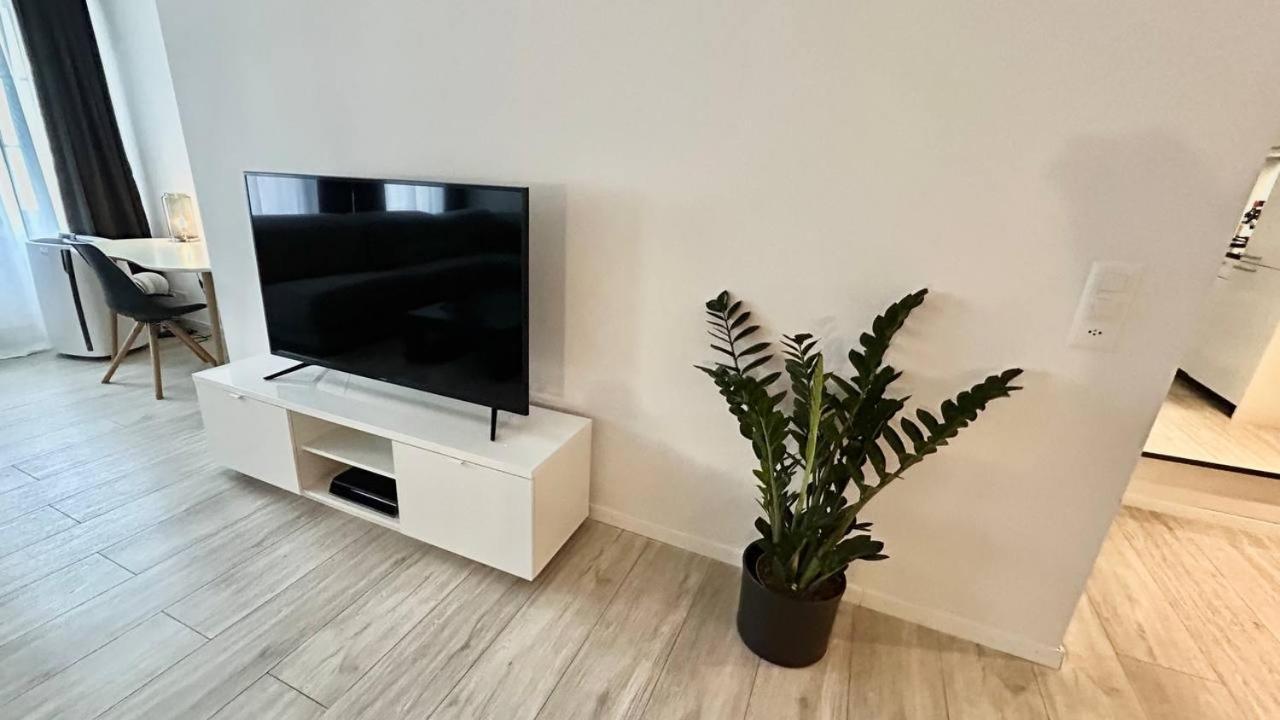 Paradeplatz Apartment By Airhome Apartment Zurich