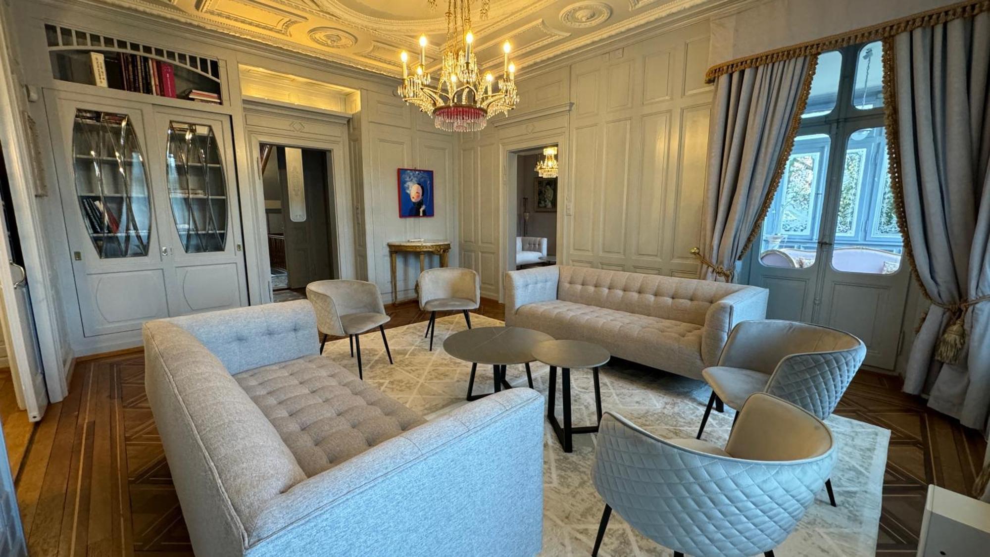 Private Luxury In Zürich