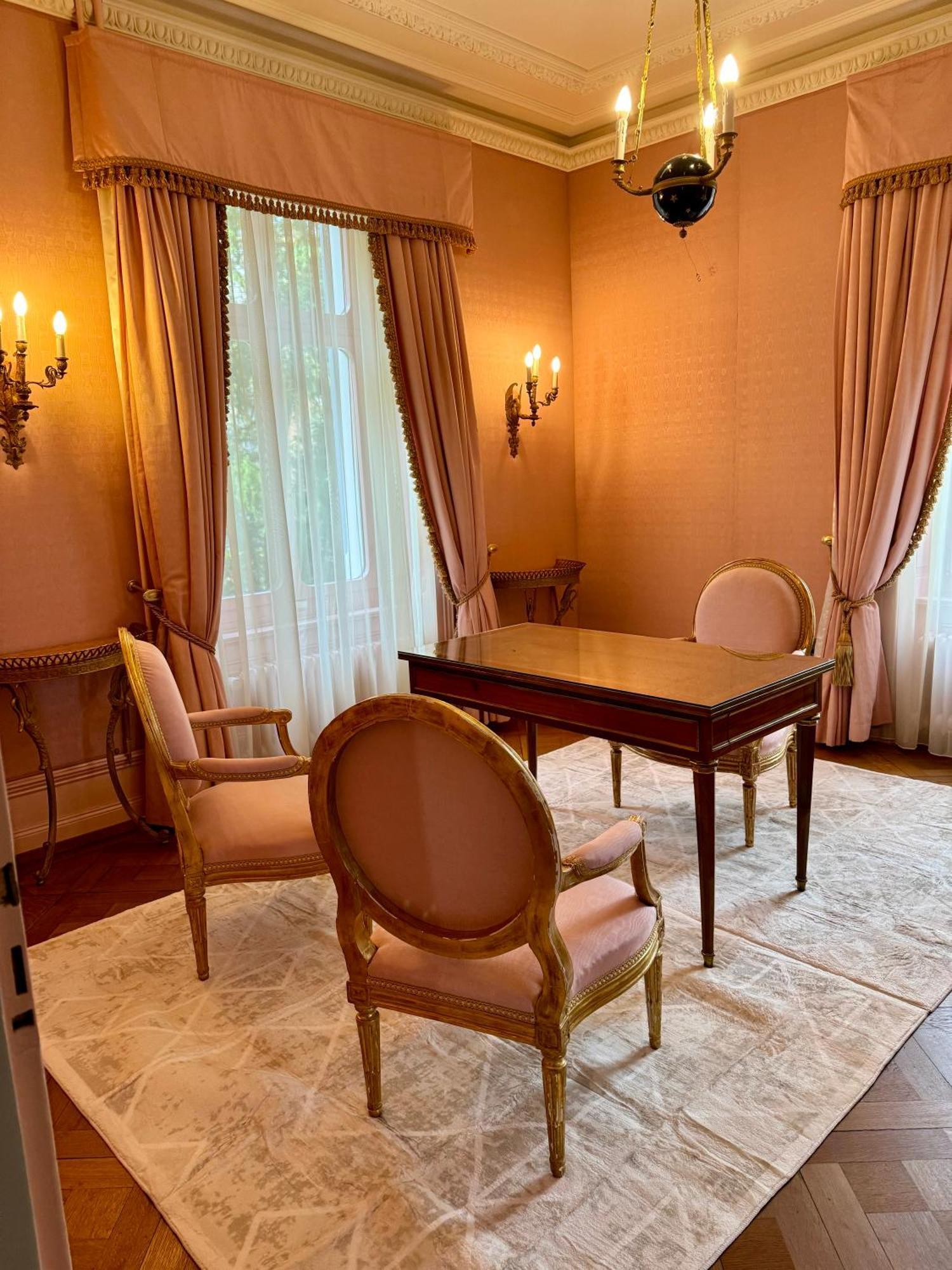 Private Luxury In * Zürich