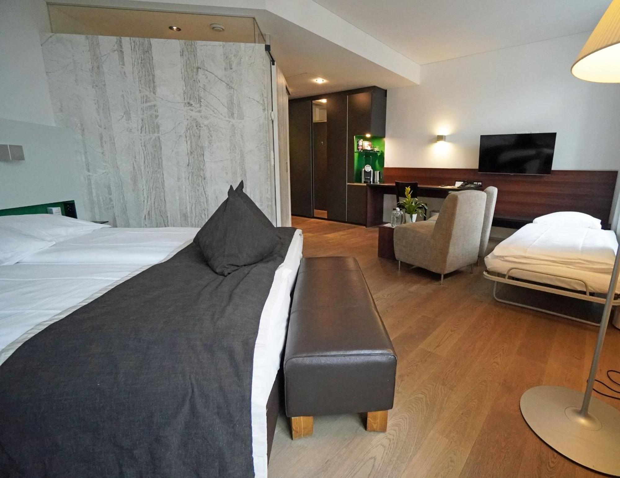Glockenhof Hotel 4*