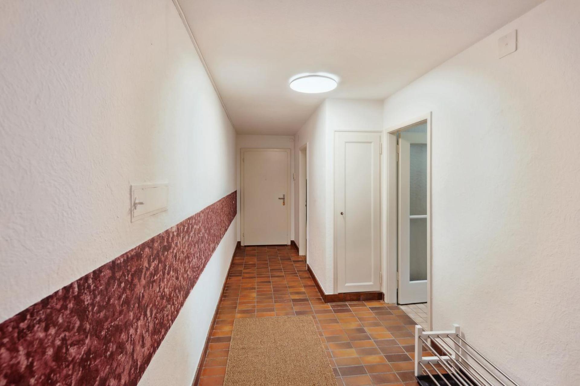 Affordable Comfort In Apartment