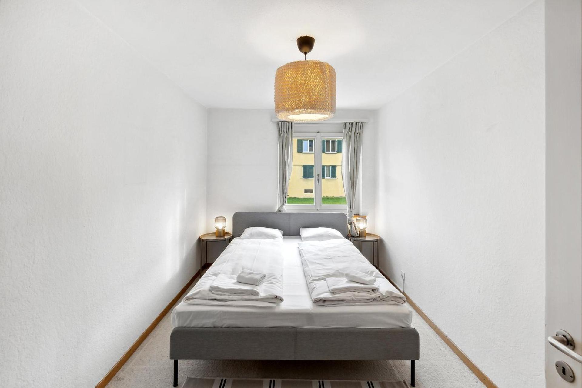 Cozy 2 Bedroom In Zürich