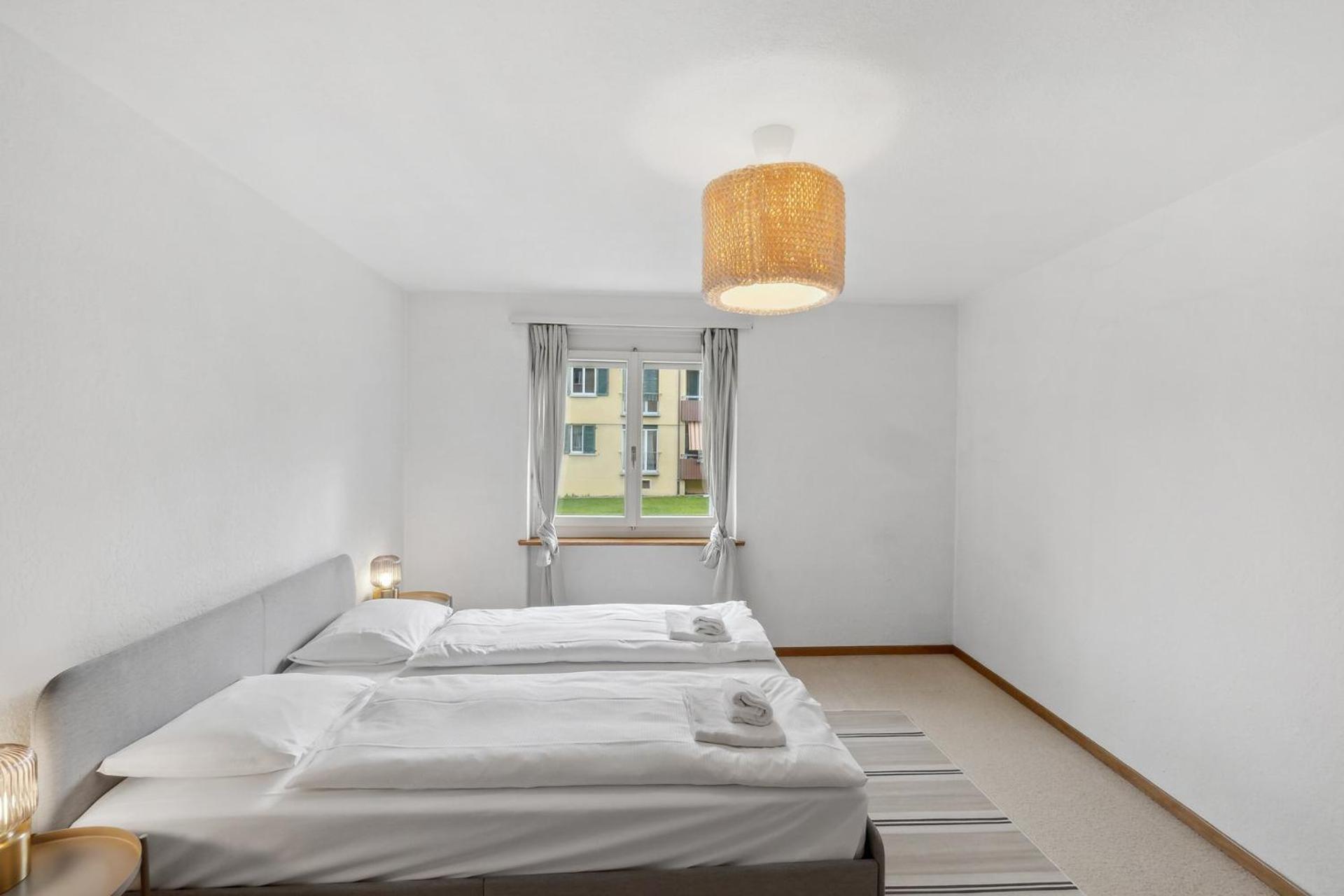 Cozy 2 Bedroom In *