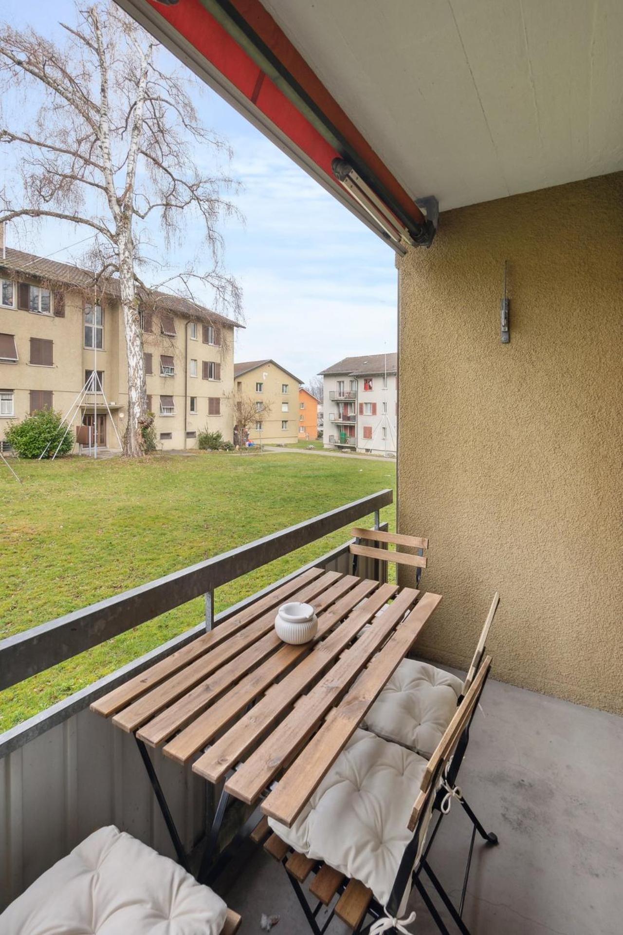 Cozy 2 Bedroom In * Zürich
