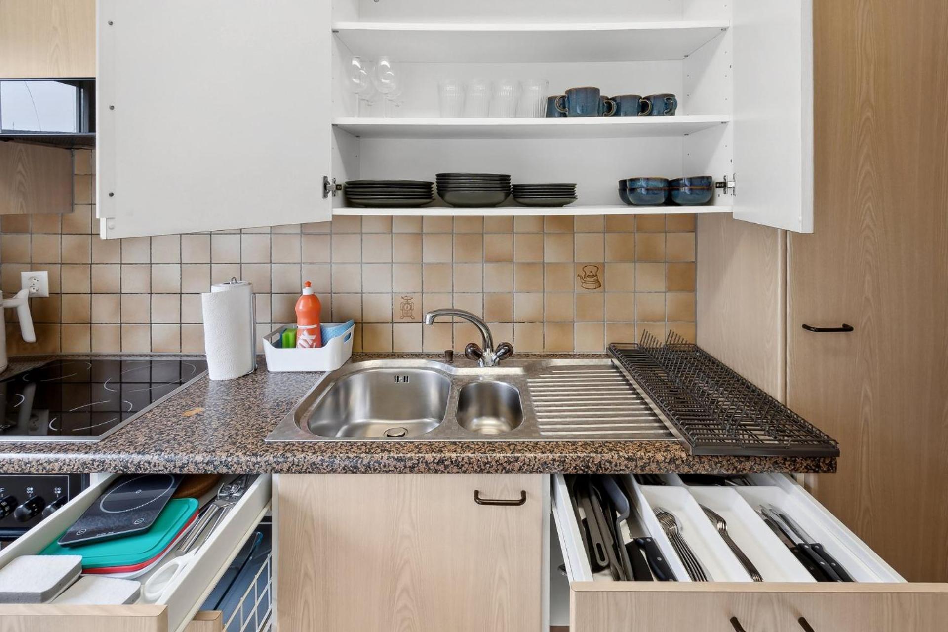 Cozy 2 Bedroom In Zürich
