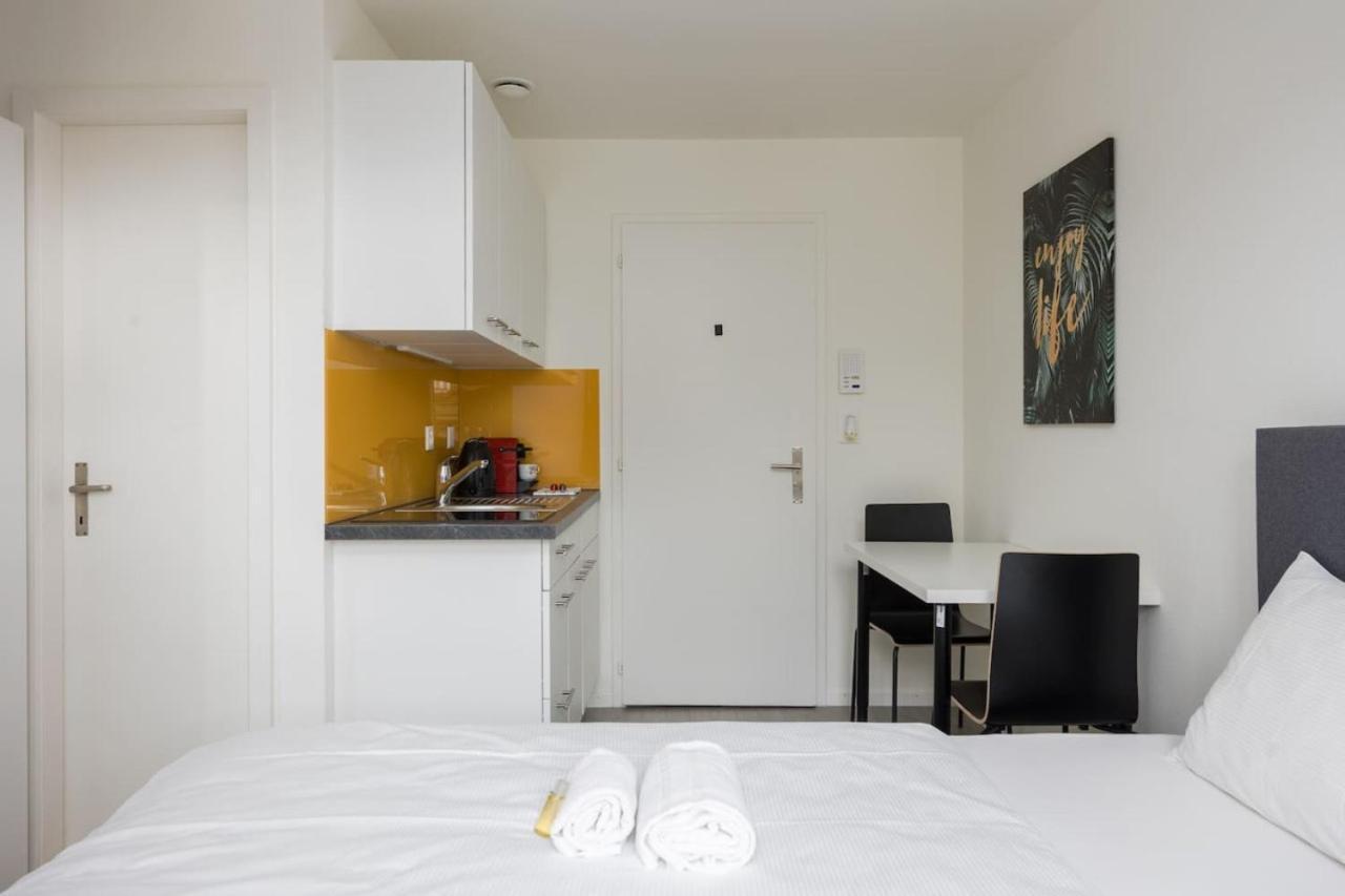 Apartment Downtown Deluxe With Queen Bed Be-55