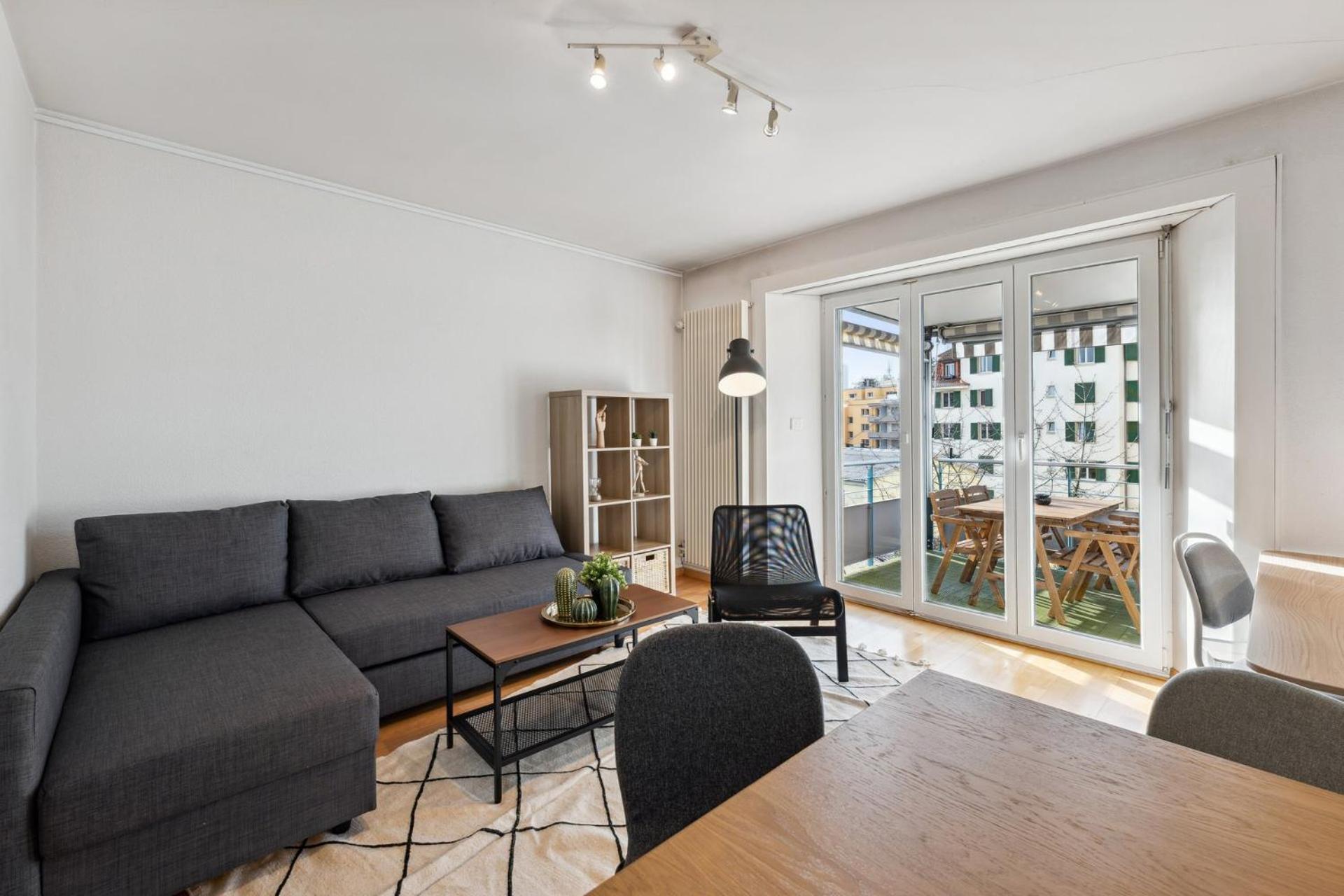 Apartment Comfortable In Oerlikon 20 Minutes Away From Airport *