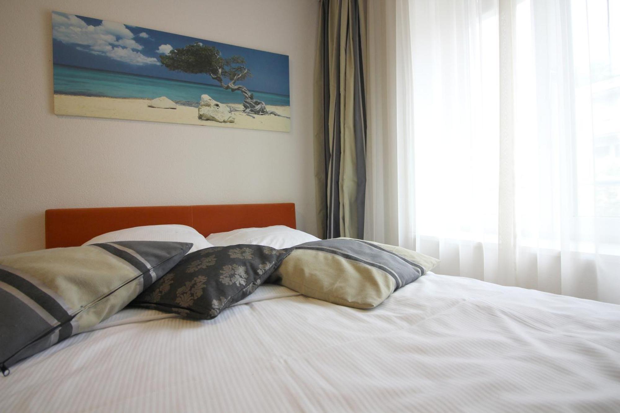 Apartment Swiss Star Oerlikon Lodge - Self Check-In *