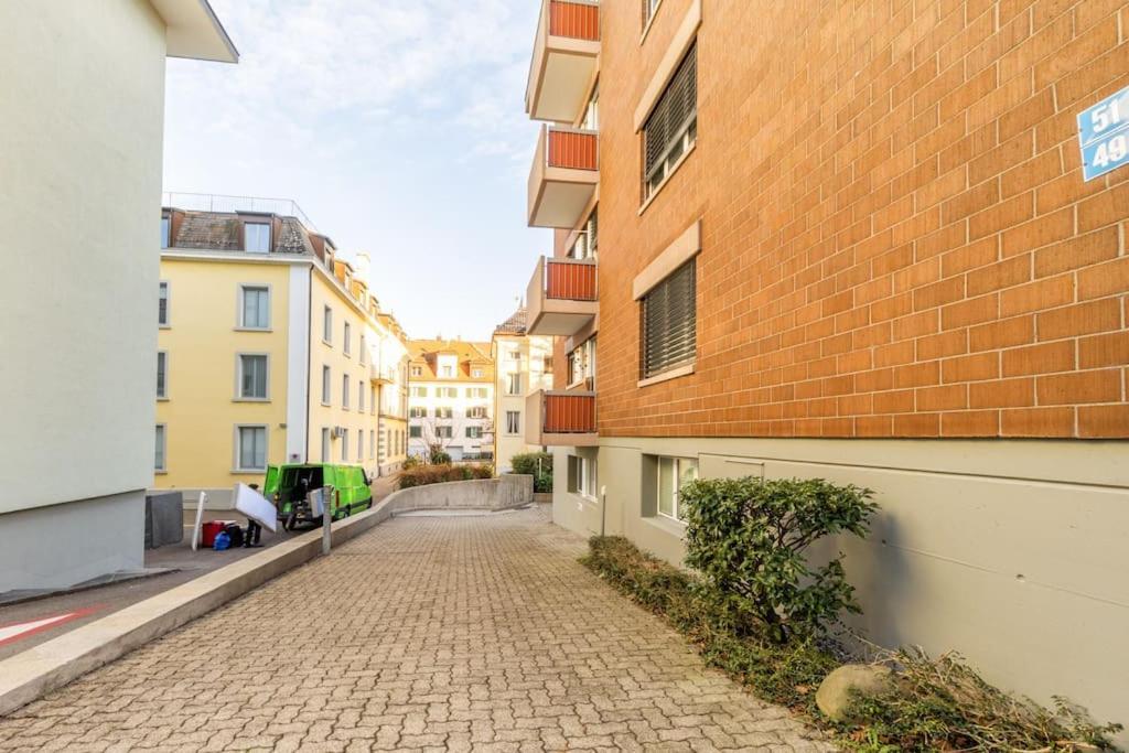 Ground Floor - Peaceful Living In The Of * Zurich