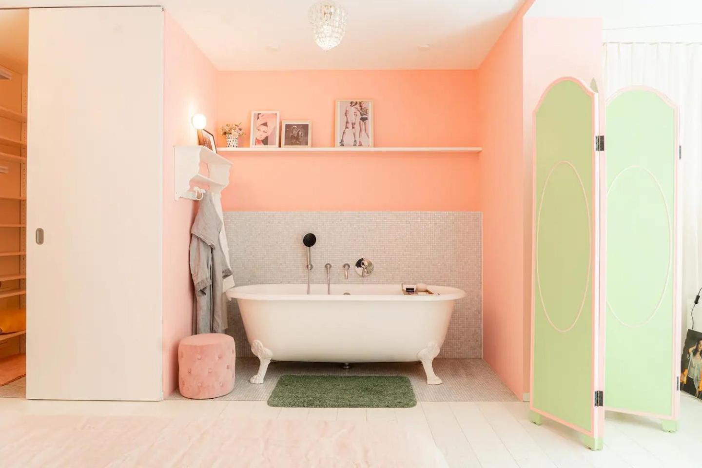 Apartment Stylish Garden-gem By Lake: Pet-friendly &