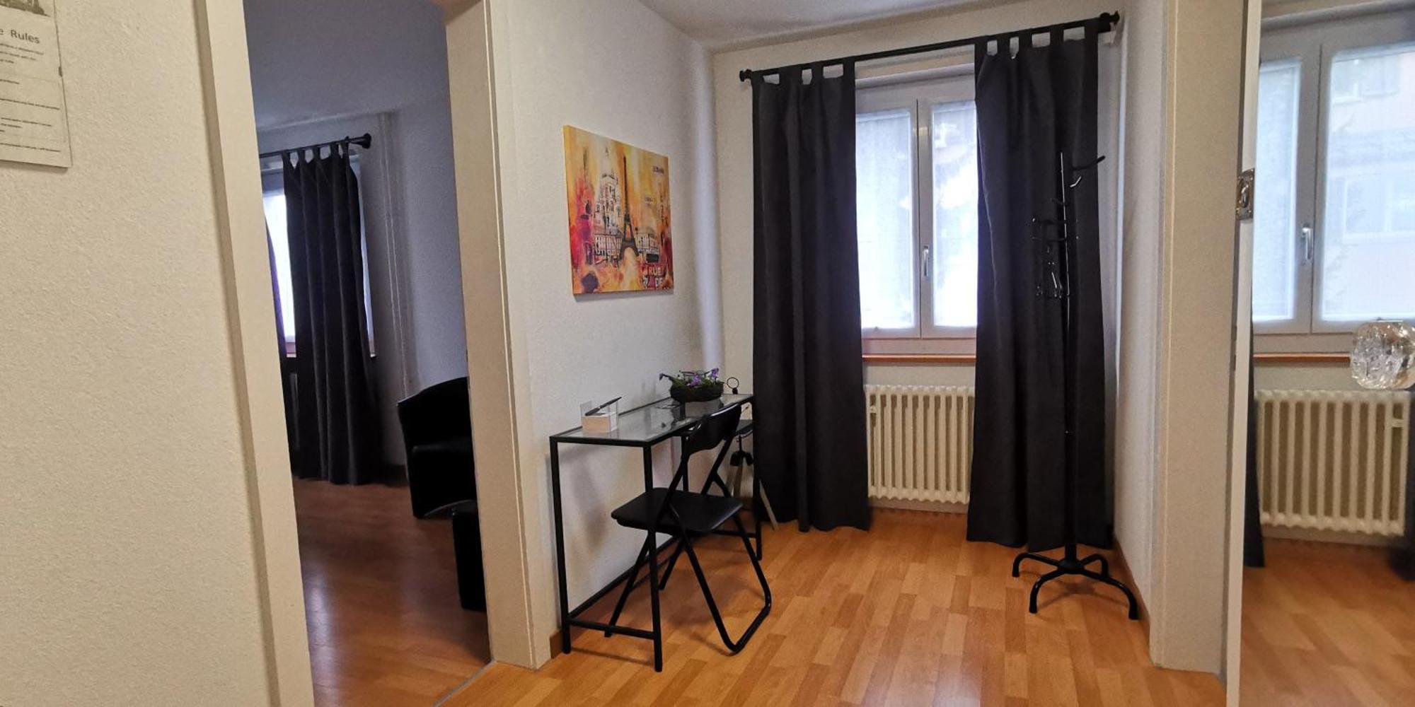 Turicum Mit Balkon Und Parkplatz Apartment