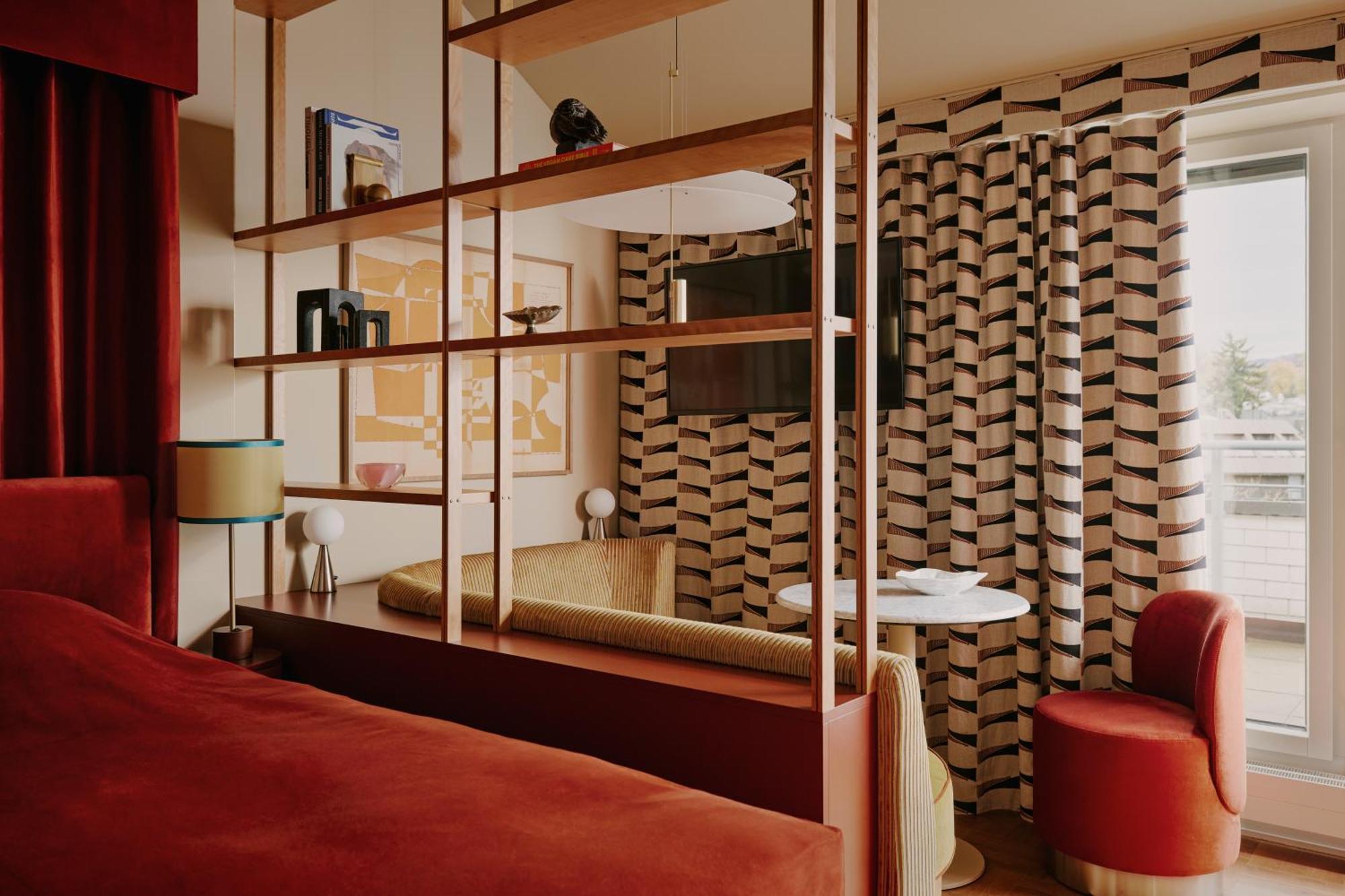 Locke Am Platz Hotel 4*