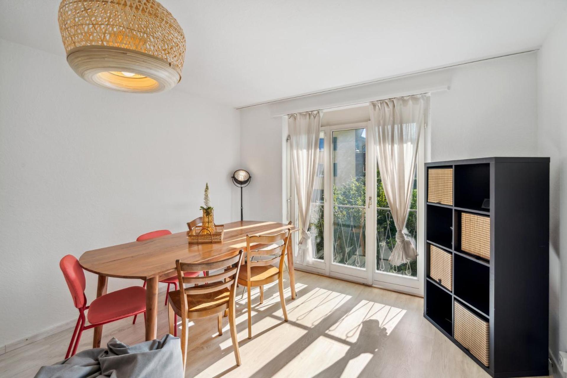 Affordable Comfort In Apartment