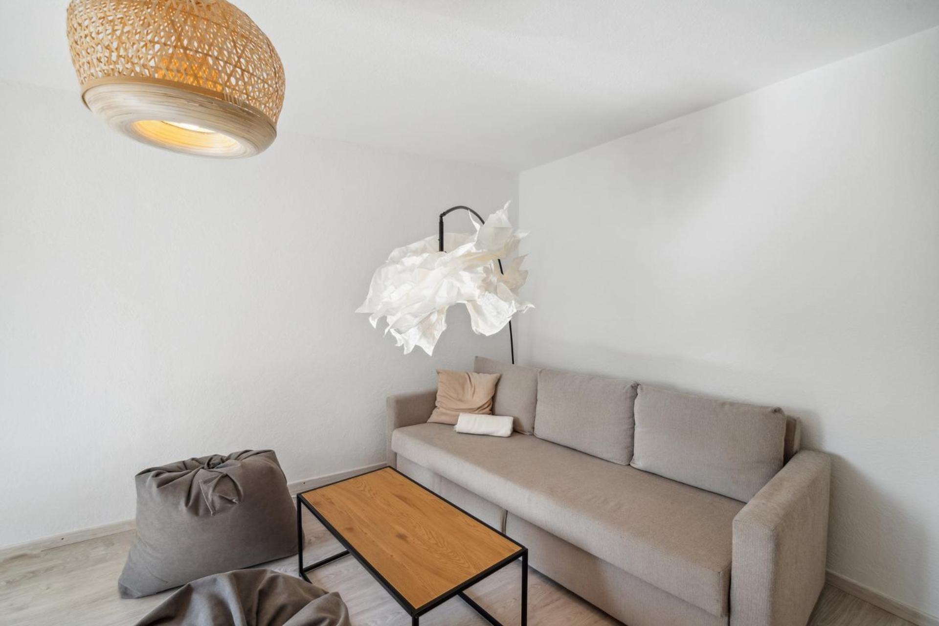 Affordable Comfort In Apartment Zürich