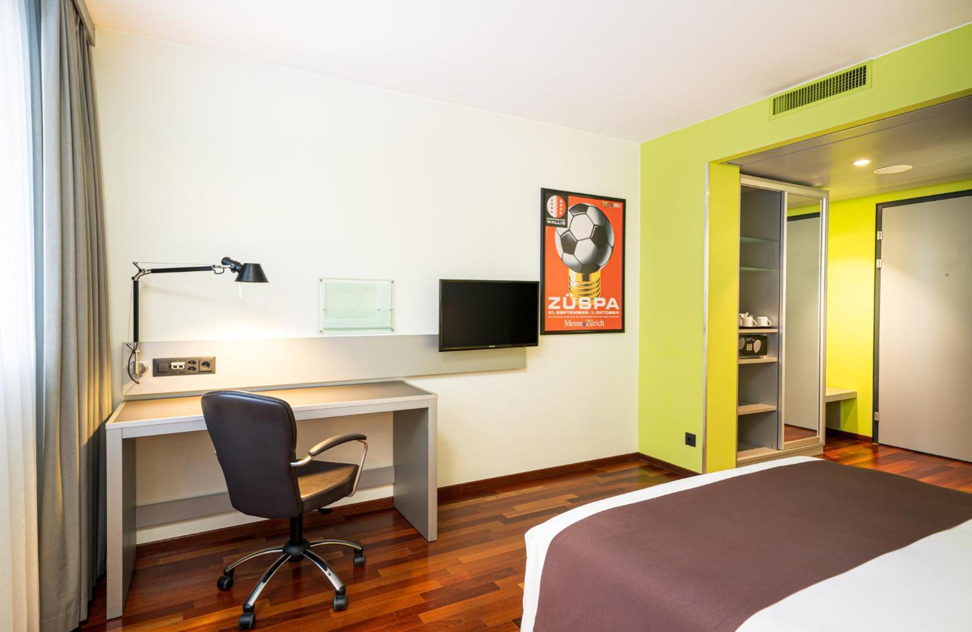 Hotel Messe By Ihg 4*