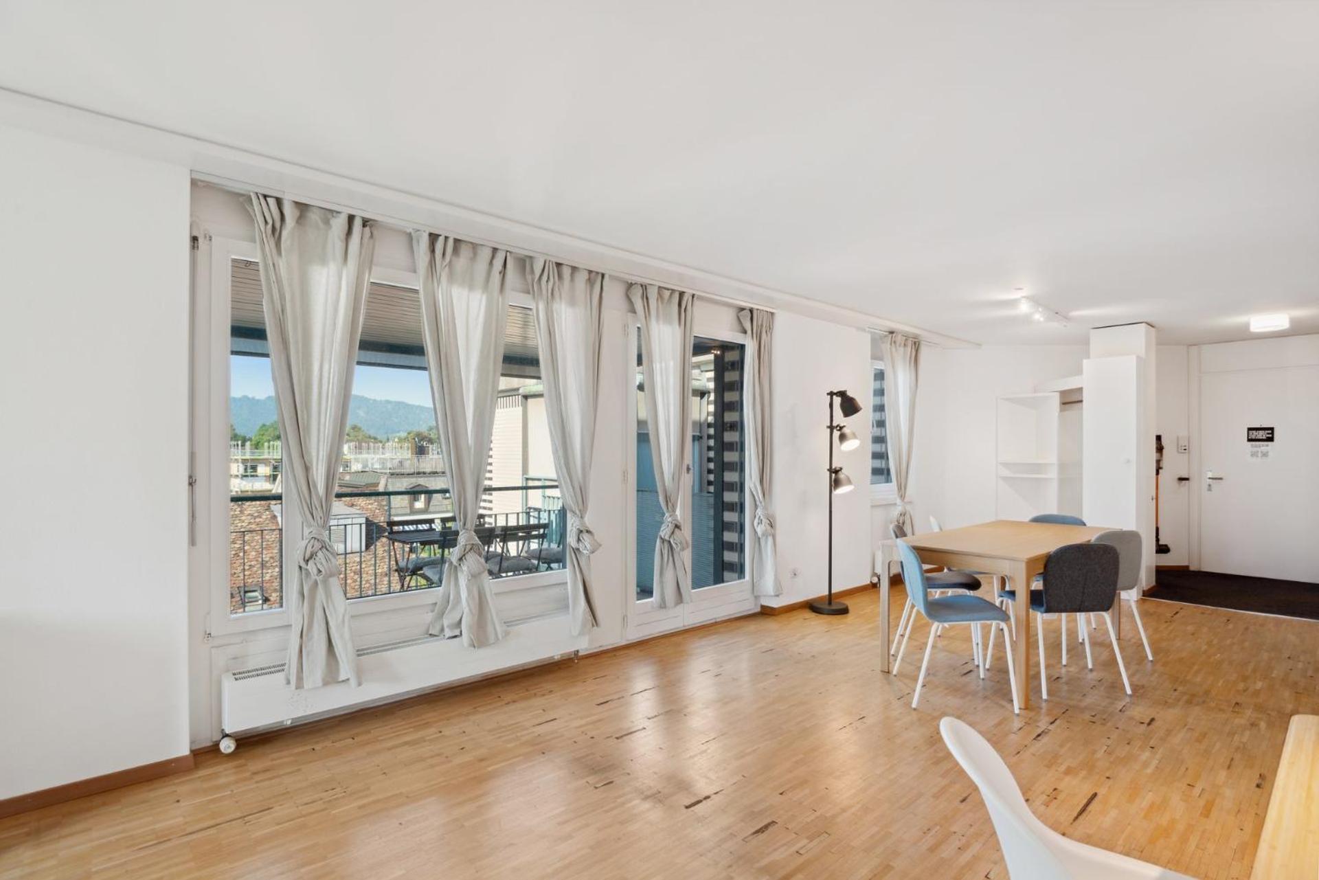 Spacious Hoting Apartamento