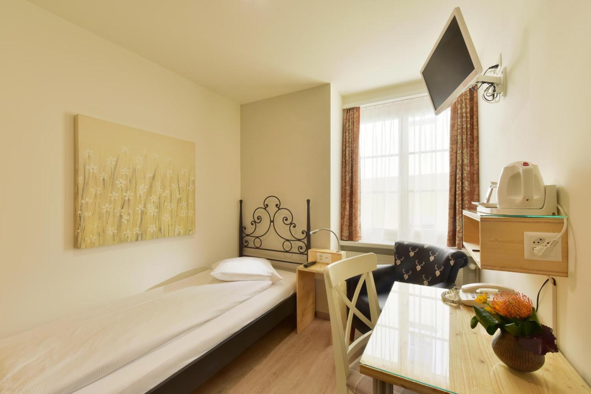 Hirschen 3* Zurich