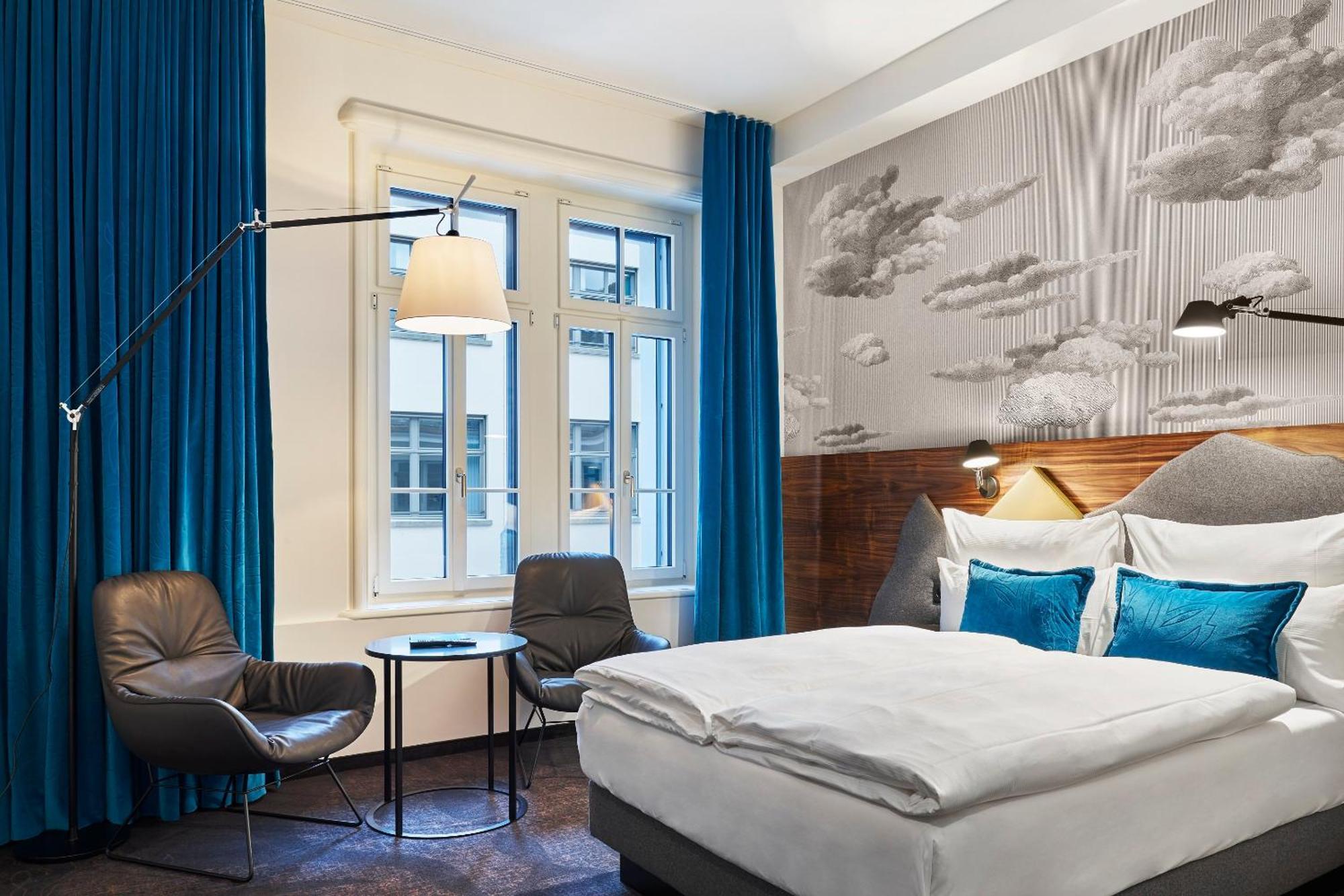 Hotel One