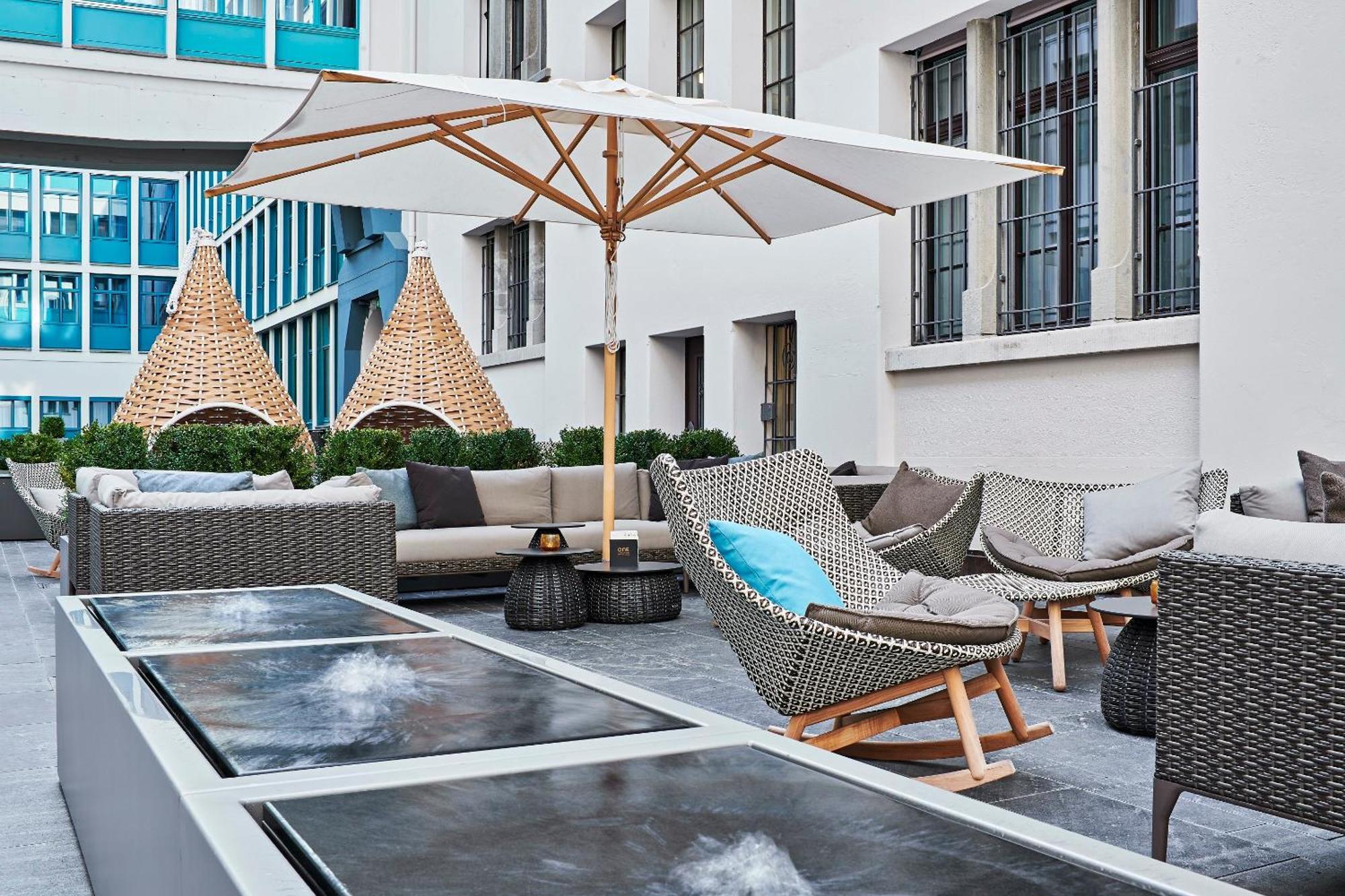 Hotel One
