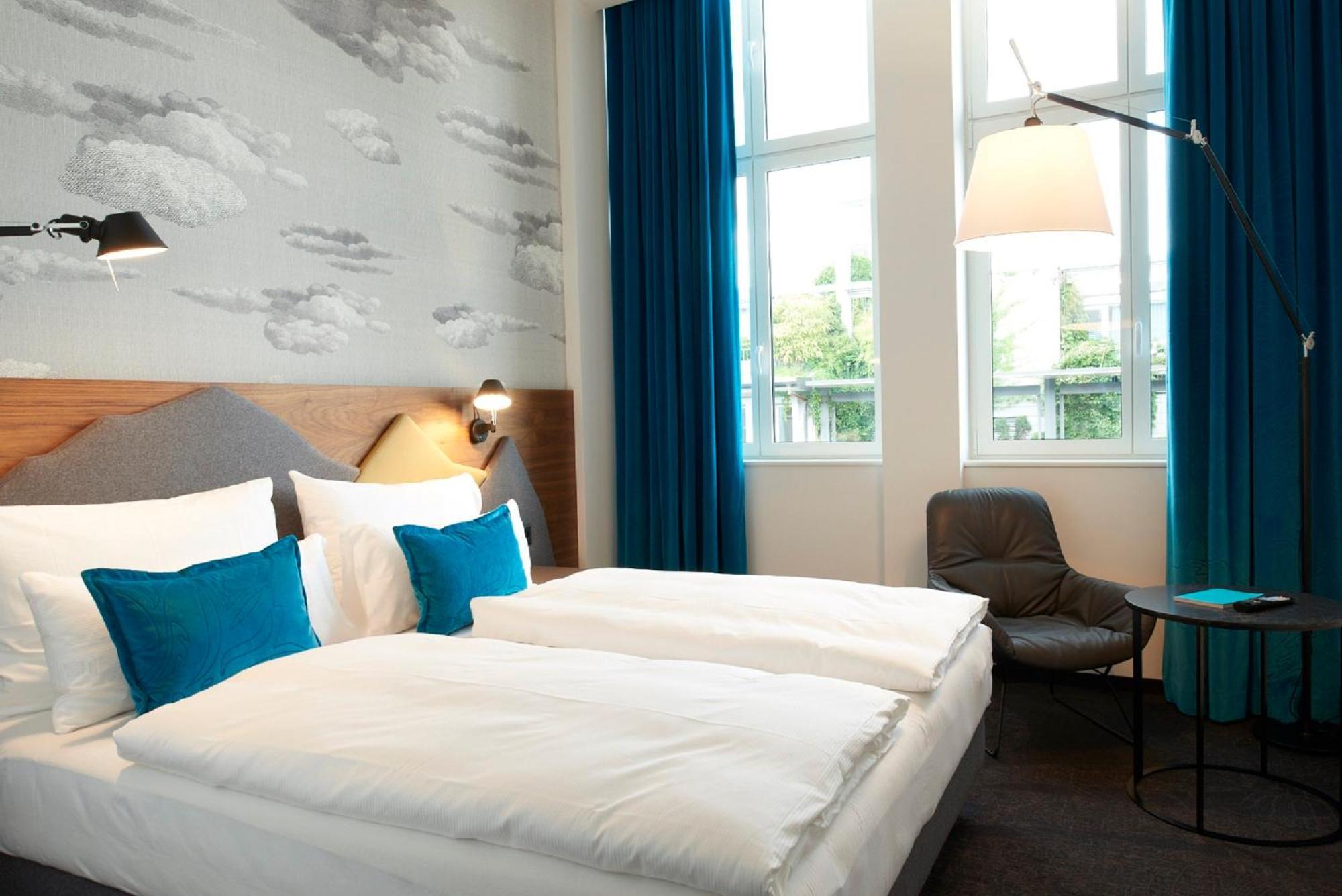 Hotel One