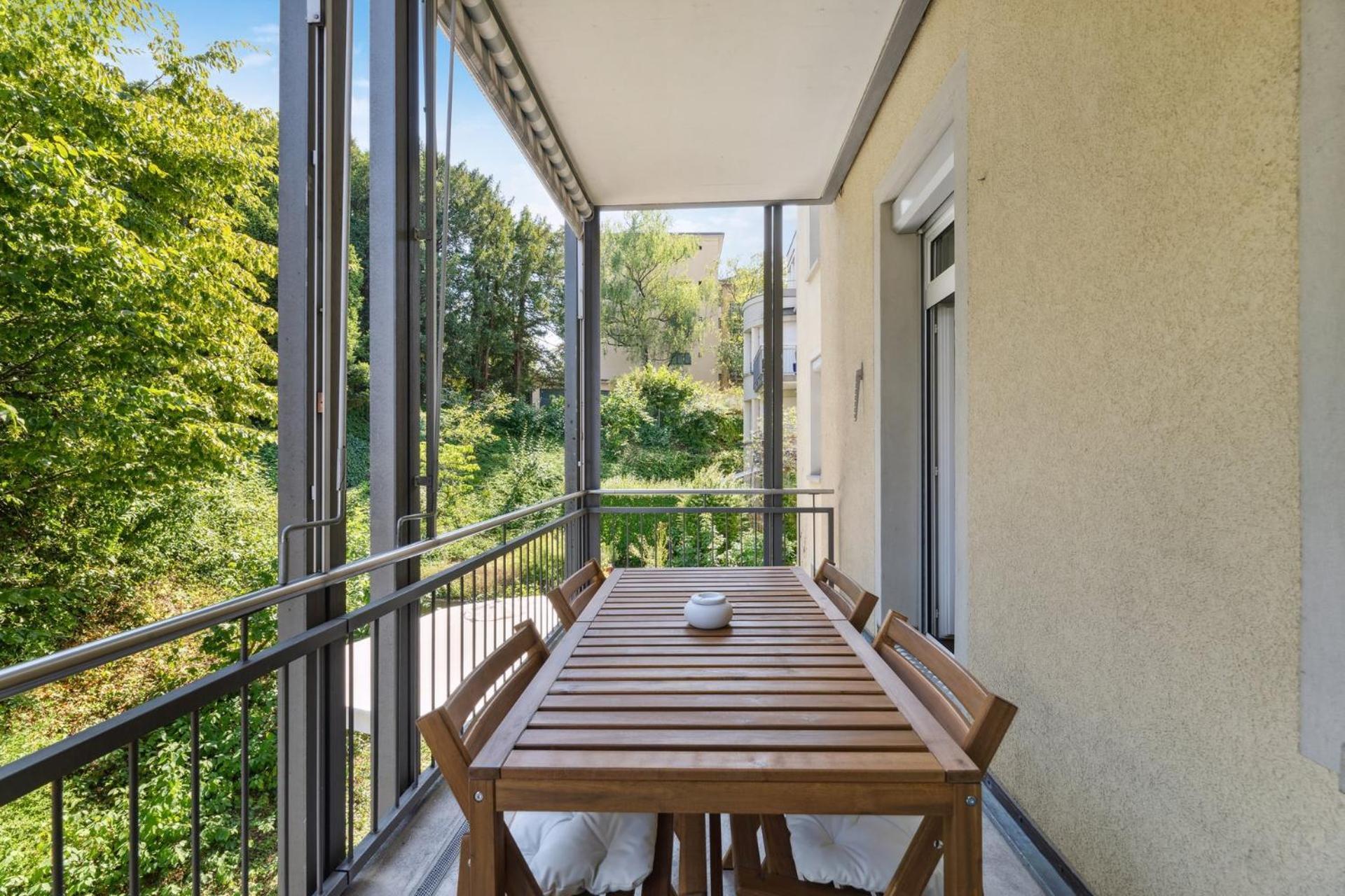 Spacious In The Heart Of Zltwg66 Apartment
