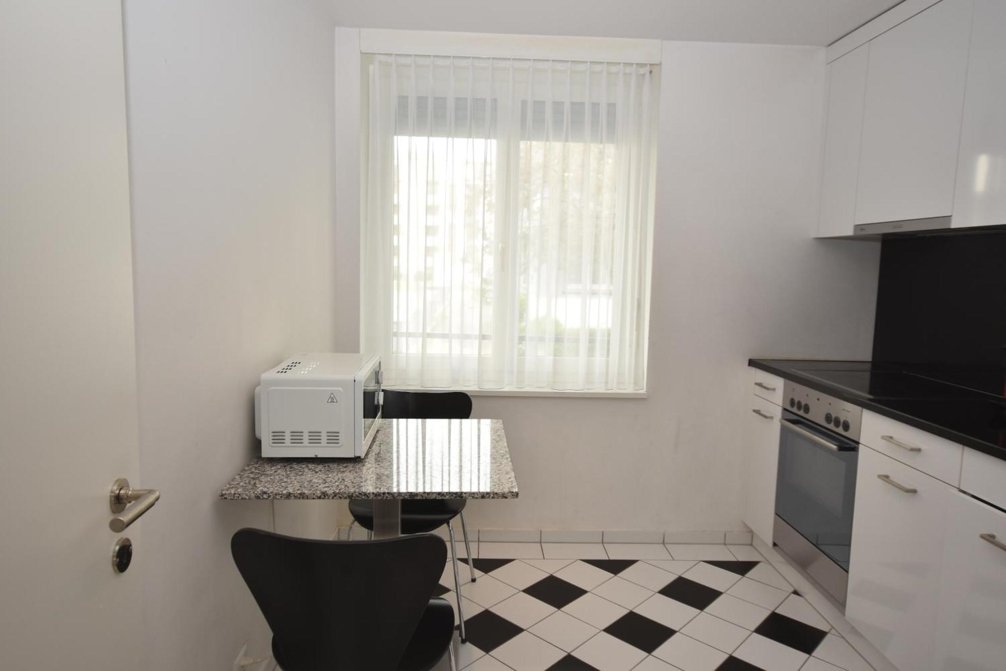 Stylish 2br Near - Flower 3 Zurich
