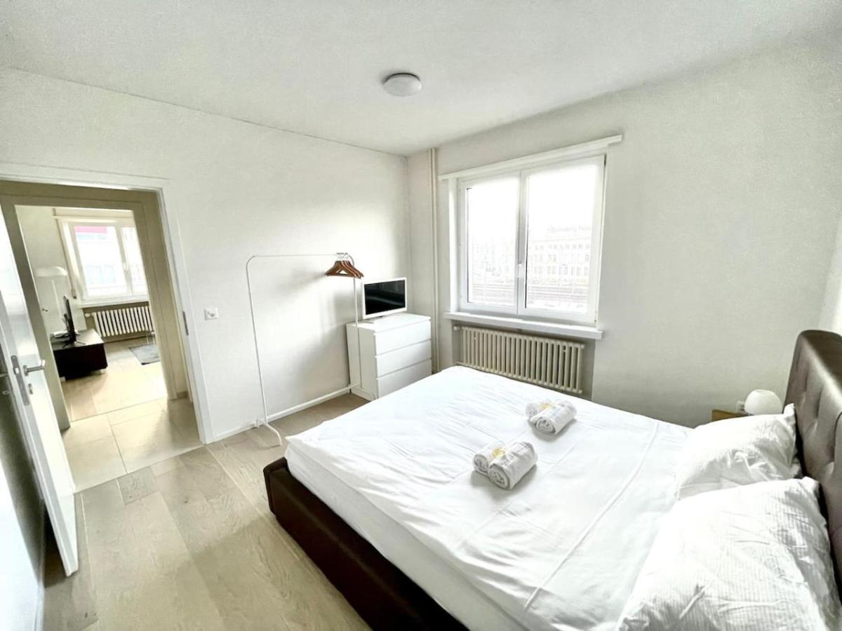 3.5 In Zurich-oerlikon * Zurich