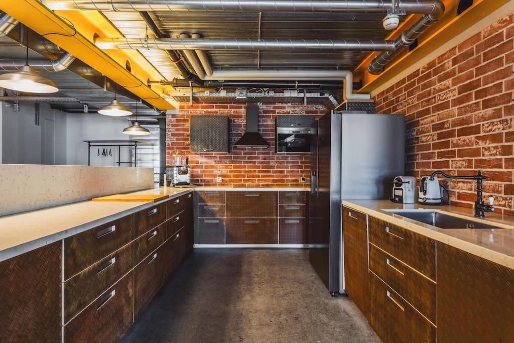 Apartment Huge Loft In The Heart Of *