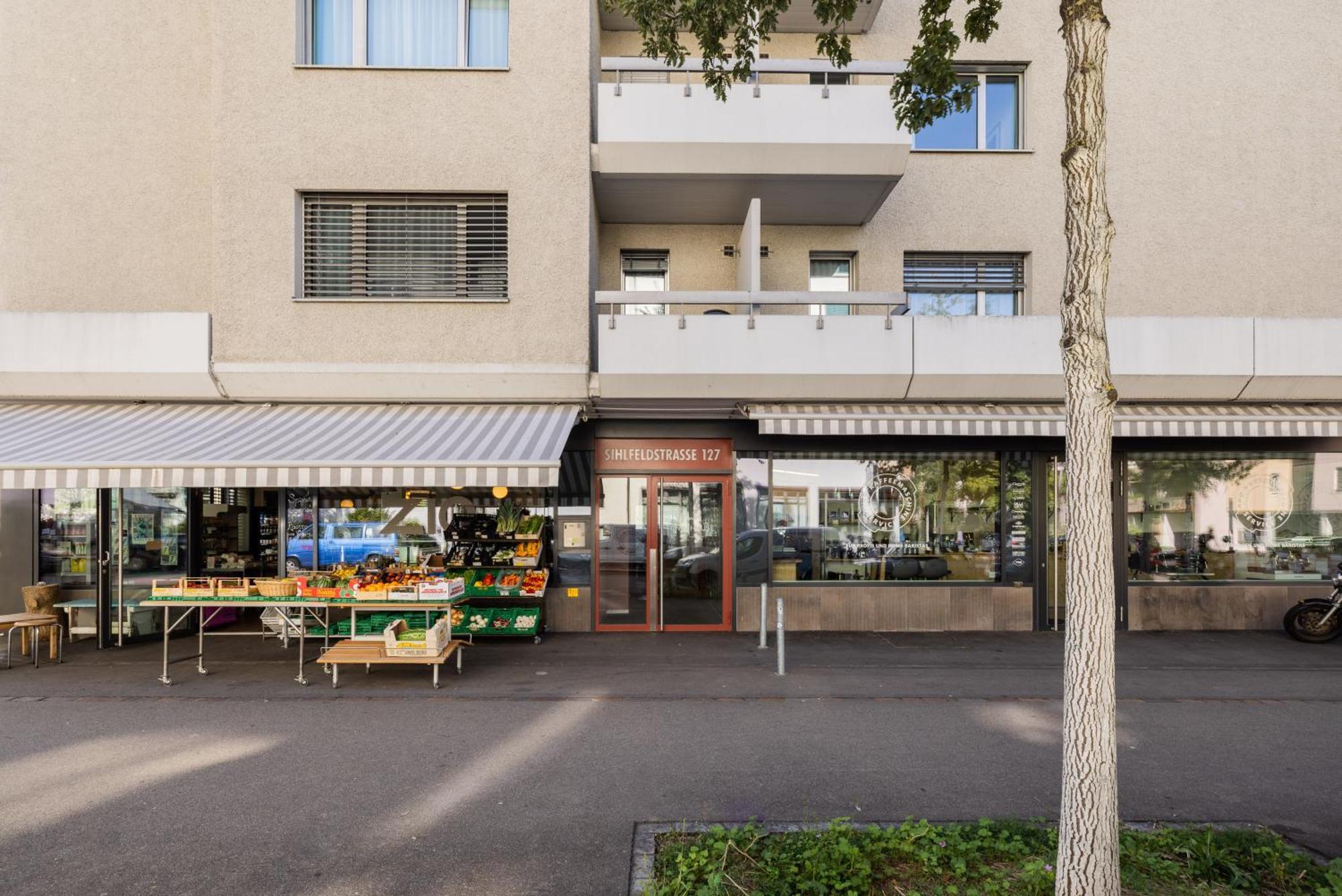 Apartment Ema House Serviced Aussersihl *