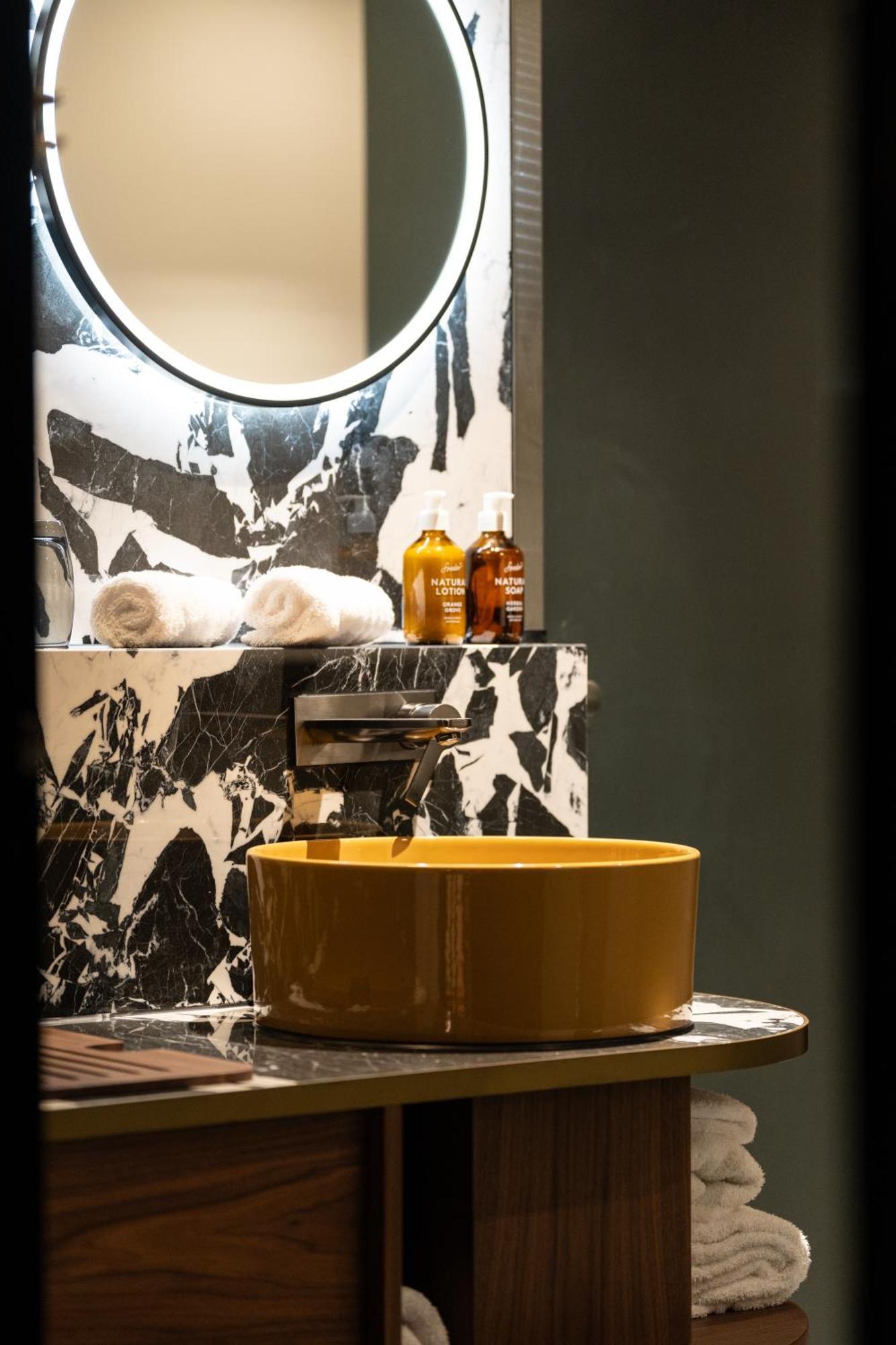 Four Points By Sheraton Sihlcity - 4*